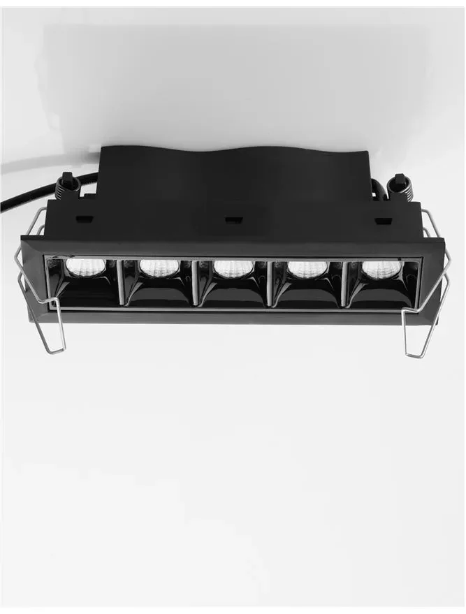 Spot SWAN LED 5x2 W, 16 V 500 mA, 700 lm, 3000K, IP20, aluminiu 4