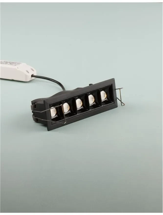 Spot SWAN LED 5x2 W, 16 V 500 mA, 700 lm, 3000K, IP20, aluminiu 7