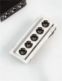 Spot Gono LED 11 W, 220-240 V, 541 lm, 3000K, IP20, UGR <19, CRI ≥90, aluminiu