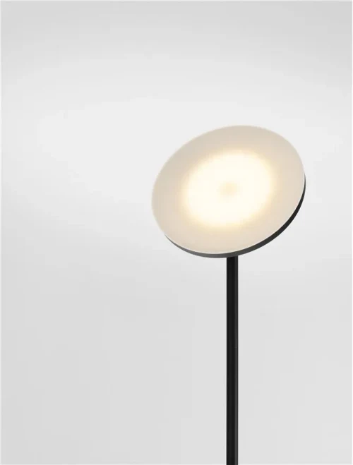 Lampadar SINKRO LED 30 W, 110-240 V, 2297 lm, 3000K, IP20, acril și oțel