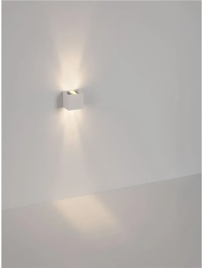 Aplică exterior TESS LED 2 W, 220-240 V, 100 lm, 3000K, IP65, acril 7