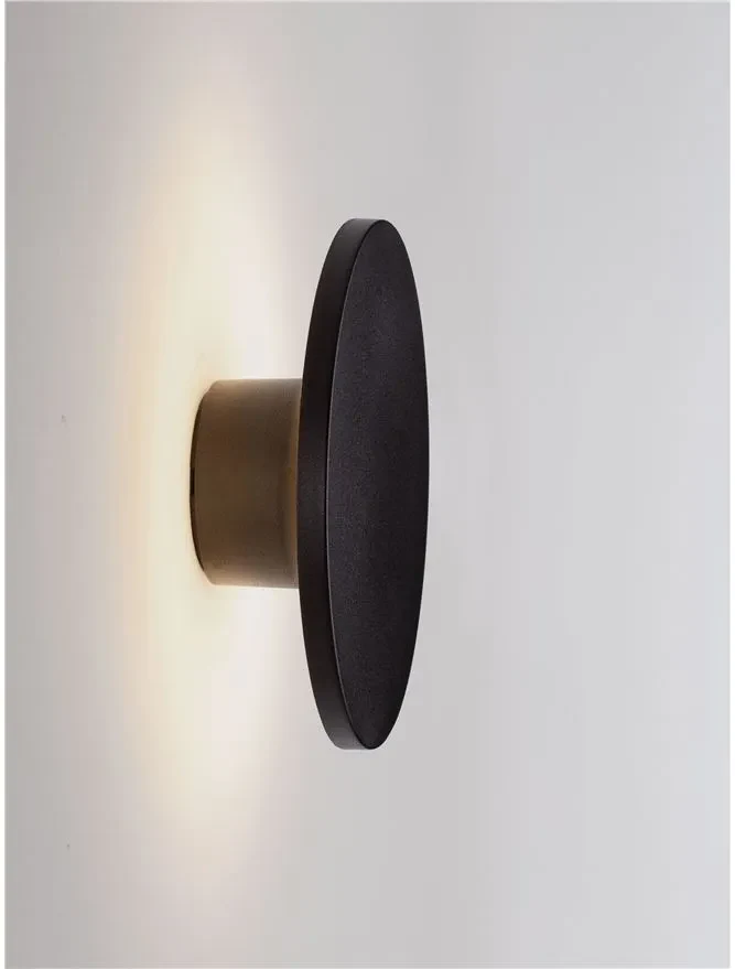 Aplică exterior ELLUX LED 12 W, 220-240 V, 580 lm, 3000K, IP65, acril 5