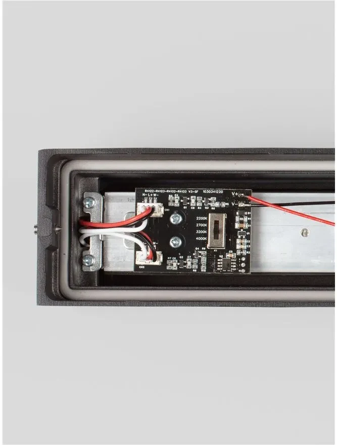 Aplică exterior PRISMATIC LED 28 W, 220-240 V, 1019 lm, 2200-2700-3200-4000K, IP65, dimmabil prin DIP switch, aluminiu 8